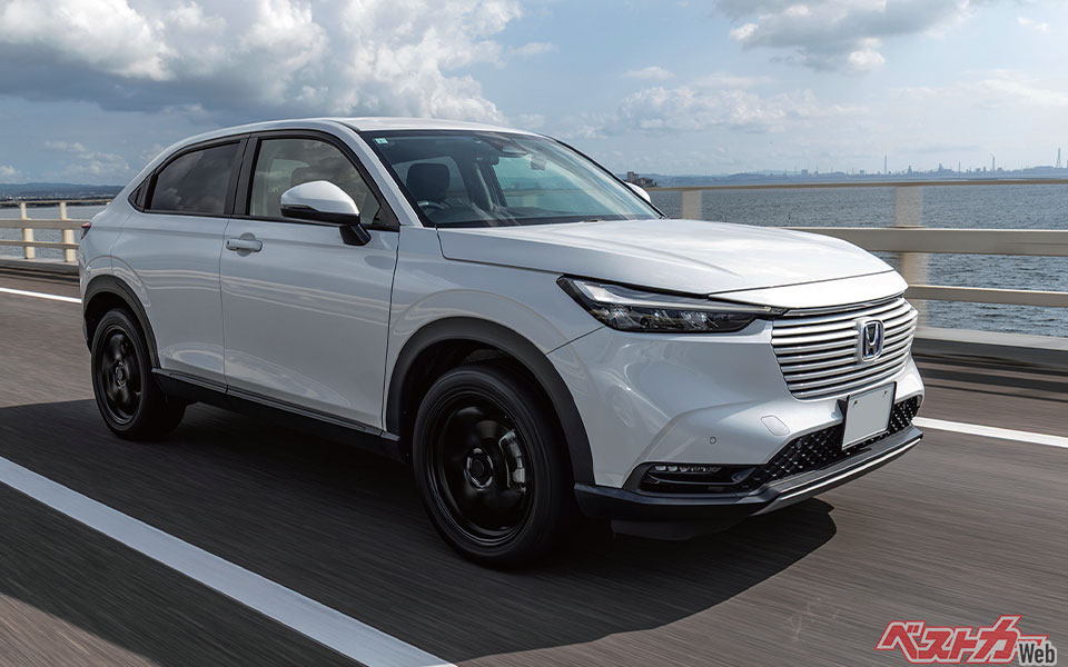 高速道路での直進安定性や静粛性は不満のないレベルで1本1万950円とコスパの高さに驚かされる