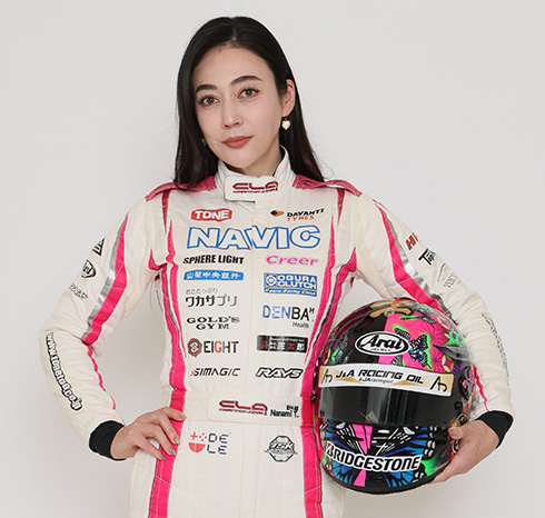 レーシングドライバー塚本ナナミさんがDAVANTIアンバサダーに就任！